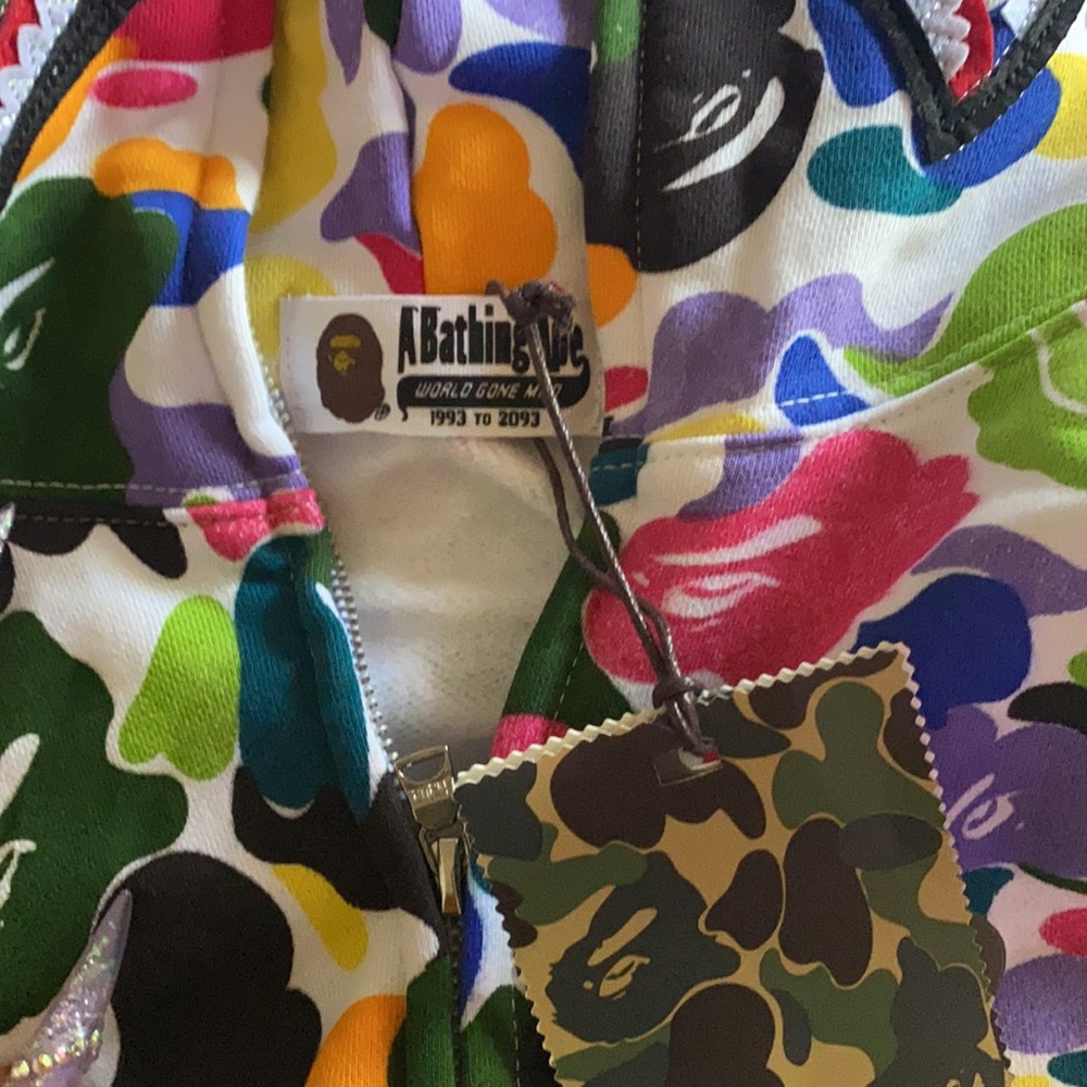 Bape hoodie - Picture 6 of 8